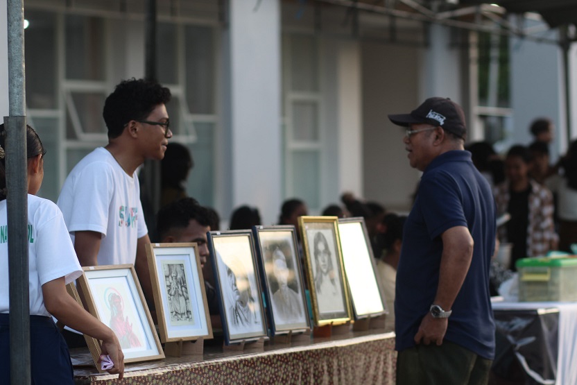 Beragam Kegiatan dan Pementasan Menarik Warnai Pekan Kewirausahaan