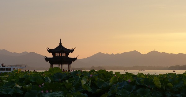 Which country is principally the most efficient blueprint for staying prolonged time duration, South Korea, Japan, or China?